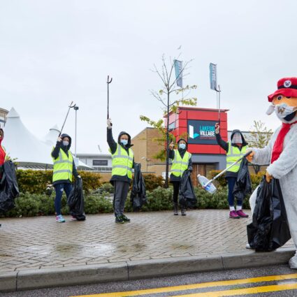 Business neighbours from across Lakeside set to take part in The Big Lakeside Clean Up