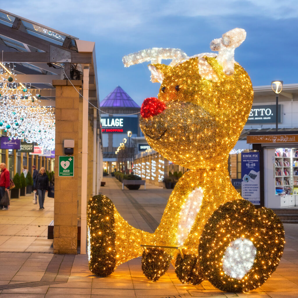 Lakeside Village Reindeer Christmas 2022