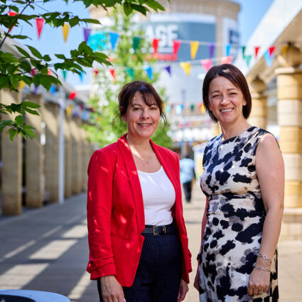 Lakeside Village joins forces with Signum Facilities Management